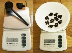 Weights of a scoop of coarsely ground coffee and 50 coffee beans